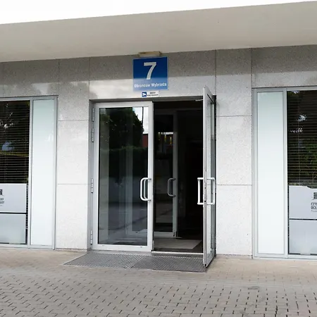 Golden Times Przymorze 17 Pietro * غدانسك